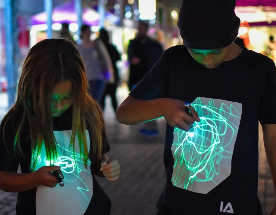 Interactive Glow T-Shirt - Age 12-14<Illuminated Apparal Sale