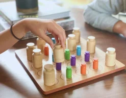 Kloak - Wooden Game of Hide & Seek!<Roo Games Clearance