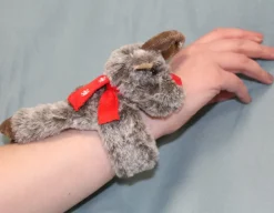 Reindeer Returns Home - Snap & Snuggle<Wonderbox