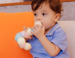 Wooden Caterpillar - Twisty Wiggly Fun!<Classic World Clearance